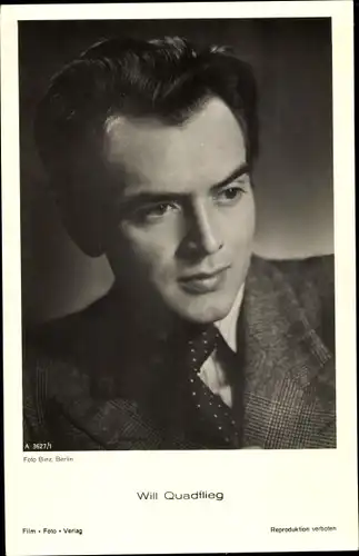 Ak Schauspieler Will Quadflieg, Portrait im Anzug