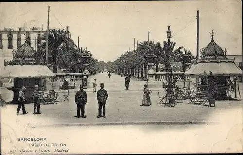 Ak Barcelona Katalonien, Paseo de Colón, Palmen, Platz, Passanten