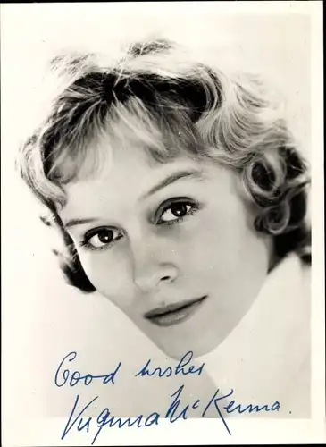 Foto Ak Schauspielerin Virginia McKenna, Portrait, Autogramm