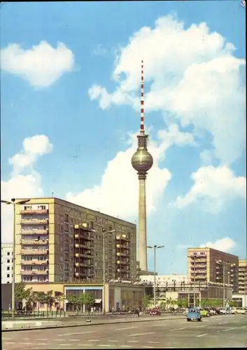Ak Berlin, Karl Marx Allee, Fernseh und UKW Turm