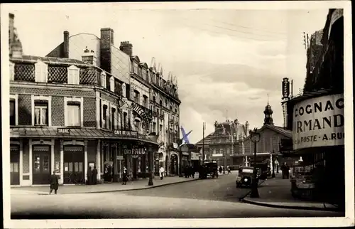 Ak Arras Pas de Calais, Rue Gambetta, in Richtung Bahnhof