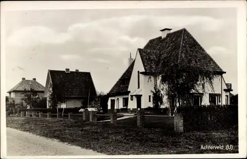Foto Ak Achterveld Leusden Utrecht Niederlande, Wohnhäuser