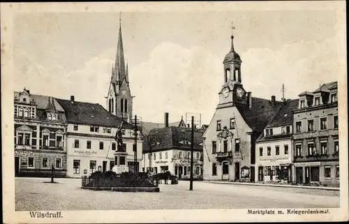 Ak Wilsdruff in Sachsen, Marktplatz mit Kriegerdenkmal, Kirche, Rathaus