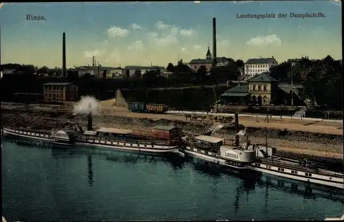 Ak Riesa Sachsen, Dampfschiffe John Penn und Libussa, Uferpromenade, Kai