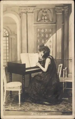 Ak Frau spielt Cembalo