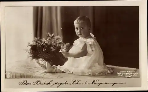 Ak Prinz Friedrich von Preußen, jüngster Sohn des Kronprinzenpaares,
