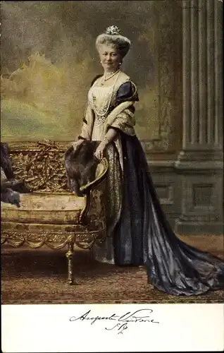 Ak Kaiserin Auguste Viktoria, Standportrait