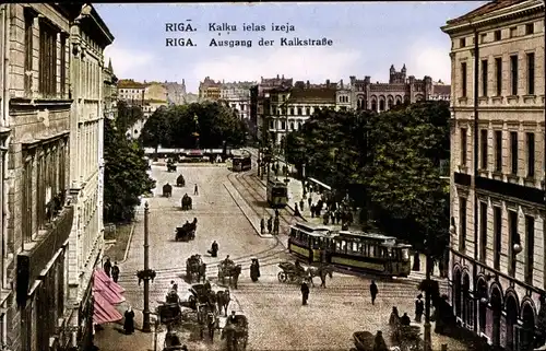 Ak Riga Lettland, Ausgang der Kalkstraße, Straßenbahn