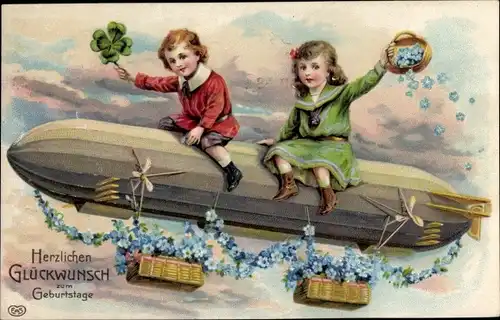 Präge Litho Glückwunsch Geburtstag, Kinder auf einem Zeppelin sitzend, Vergissmeinnicht, Kleeblatt