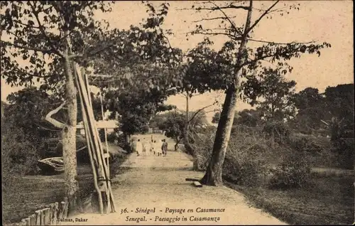 Ak Casamance Senegal, Landschaft, Leute auf der Straße
