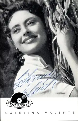 Ak Schauspielerin und Sängerin Caterina Valente, Portrait, Polydor Schallplatten, Autogramm