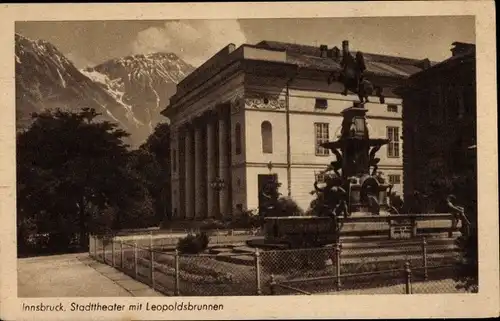 Ak Innsbruck in Tirol, Stadttheater, Leopoldbrunnen