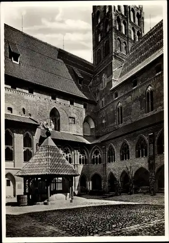Ak Malbork Marienburg Westpreußen, Kreuzgang im Hochschloss