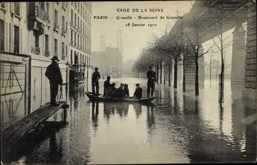 Postkarte Paris XV Vaugirard, Boulevard de Grenelle, Die große Seineflut Januar 1910