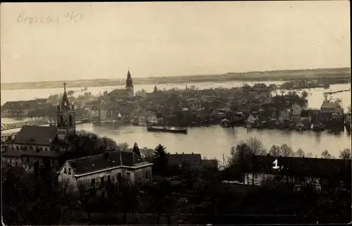 Foto Ak Krosno Odrzańskie Crossen Oder Ostbrandenburg, Gesamtansicht, Hochwasser 1930, Kirche