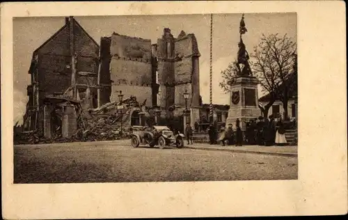 Ak Szczytno Ortelsburg Ostpreußen, Marktplatz, Kriegerdenkmal, Kriegszerstörungen, I WK