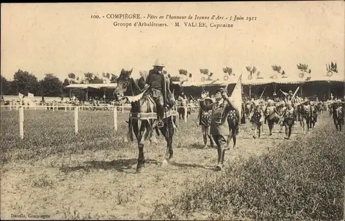 Ak Compiègne Oise, Feste der Jeanne d'Arc, Kapitän M. Vallee