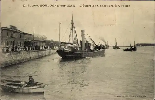 Ak Boulogne sur Mer Pas de Calais, Abfahrt der Dampftrawler