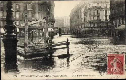 Ak Paris VIII, Gare Saint Lazare, Die große Seineflut, Januar 1910