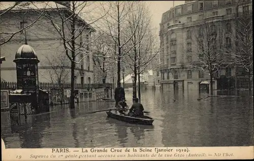 Ak Paris XVI Passy, Rue Gros, Die große Seineflut Januar 1910, Sapeurs