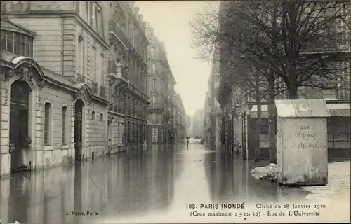 Ak Paris VII, Rue de l'Université, Paris überschwemmt, die große Seine-Flut im Januar 1910