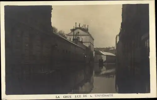 Ak Paris VII, Rue de l'Université, Überflutetes Paris, Die Große Seine-Flut 1910