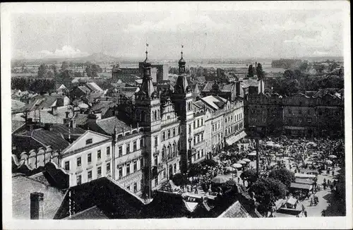 Ak Pardubice, Marktplatz, Altstadt, Rathaus