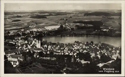 Ak Bad Waldsee in Oberschwaben Württemberg, Fliegeraufnahme