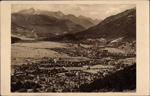 Ak Garmisch Partenkirchen in Oberbayern, Panorama, Tiroler Berge