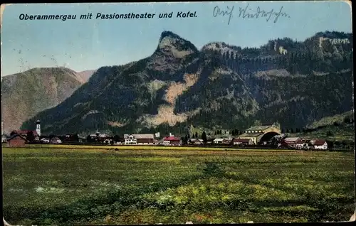 Ak Oberammergau in Oberbayern, Ortsansicht mit Passionstheater, Kofel