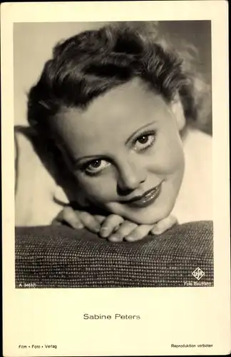Ak Schauspielerin Sabine Peters, Portrait
