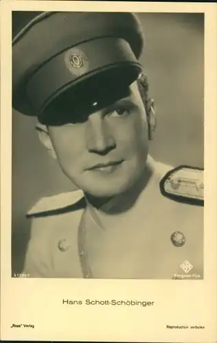 Ak Schauspieler Hans Schott-Schöbinger, Portrait, Uniform, Filmkostüm