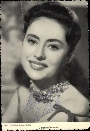 Ak Schauspielerin und Sängerin Caterina Valente, Portrait, Autogramm