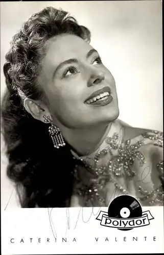 Ak Schauspielerin und Sängerin Caterina Valente, Portrait, Autogramm