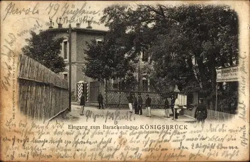 Ak Königsbrück in der Oberlausitz, Truppenübungsplatz, Eingang zum Barackenlager