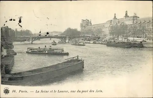 Ak Paris, La Seine et le Louvre, vue du pont des Arts, Dampfer