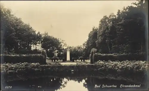 Ak Bad Schwartau in Holstein, Ehrendenkmal