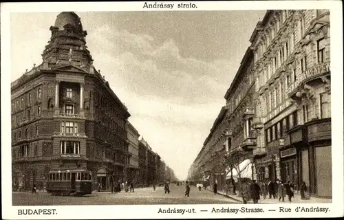 Ak Budapest Ungarn, Andrassy ut., Andrassy strato, Straßenpartie, Geschäftshäuser, Straßenbahn