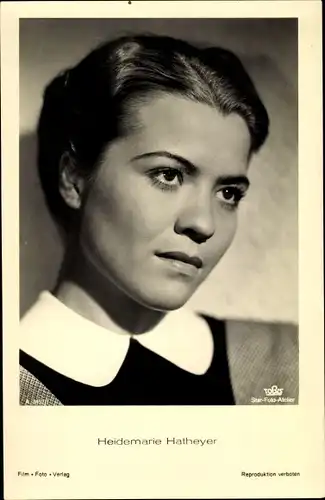 Ak Schauspielerin Heidemarie Hatheyer, Portrait
