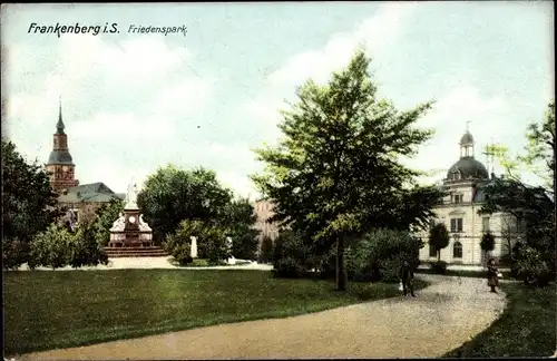Ak Frankenberg in Sachsen, Friedenspark, Denkmal
