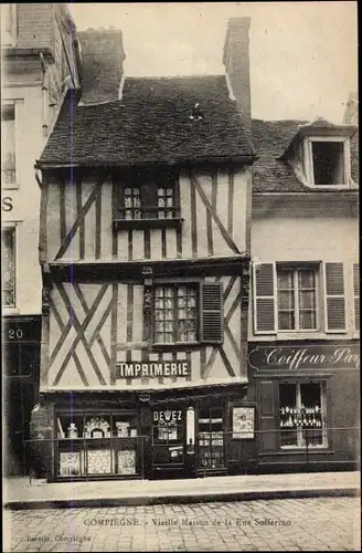 Ak Compiègne Oise, Altes Haus, Rue de la Solferino