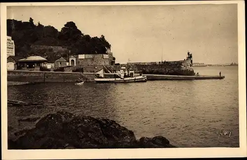 Ak Dinard Ille et Vilaine, La Cale, L'Embarcadere des Vedettes