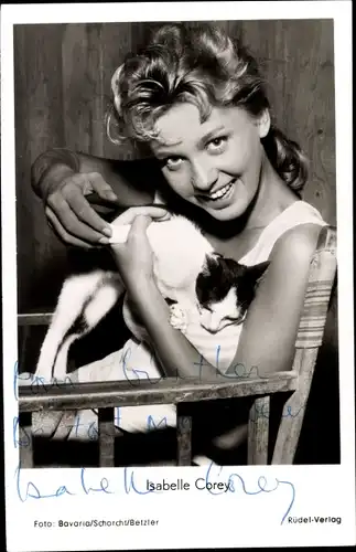Ak Schauspielerin Isabelle Corey, Portrait mit Katze, Mädchen und Männer, Autogramm