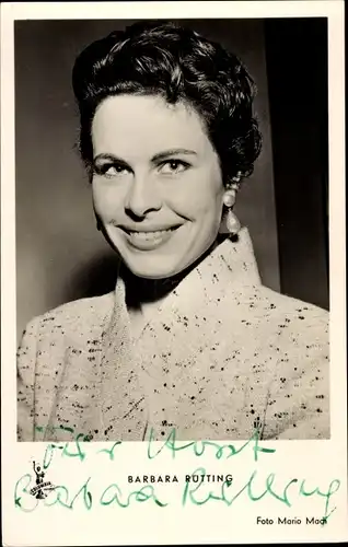 Ak Schauspielerin Barbara Rütting, Portrait, Film Die letzte Brücke, Autogramm