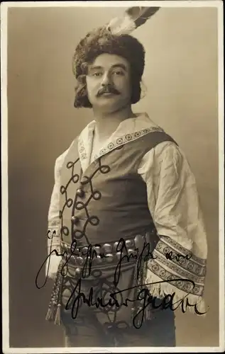 Foto Ak Schauspieler? Walter Gradl, Portrait, Theaterkostüm, Autogramm