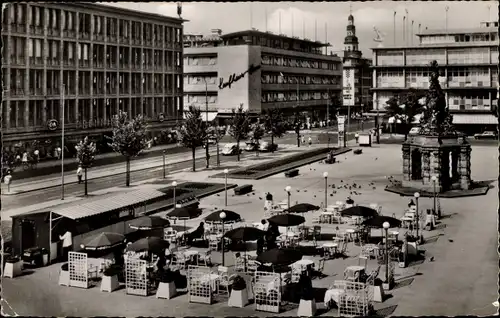 Ak Mannheim in Baden, Paradeplatz, Gastwirtschaft, Denkmal, Kaufhaus