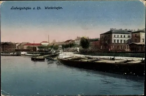 Ak Ludwigshafen am Rhein, Winterhafen, Frachtschiff