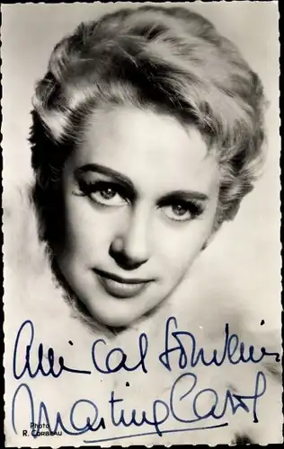 Ak Schauspielerin Martine Carol, in Nathalie, Agent Secret, Autogramm