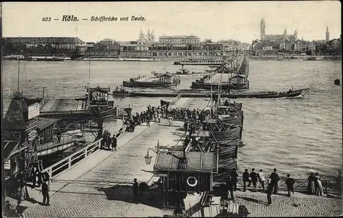 Ak Köln am Rhein, Schiffsbrücke, Deutz, Passanten