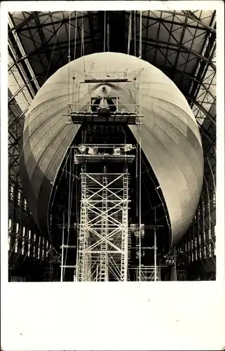 Ak Luftschiff LZ 130 Graf Zeppelin in Bau, Luftschiffhalle, Luftschiffwerft